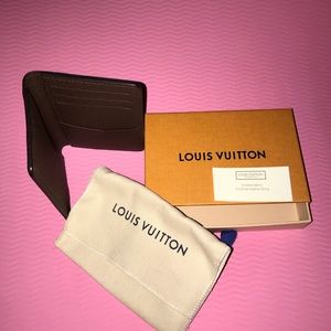 Authentic LV pocket organizer mint condition!